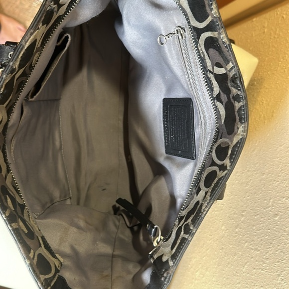 Coach Black signature handbag - Picture 10 of 10